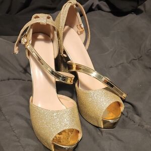 Gold Glitter Peep-Toe Platform Heels with Ankle Strap